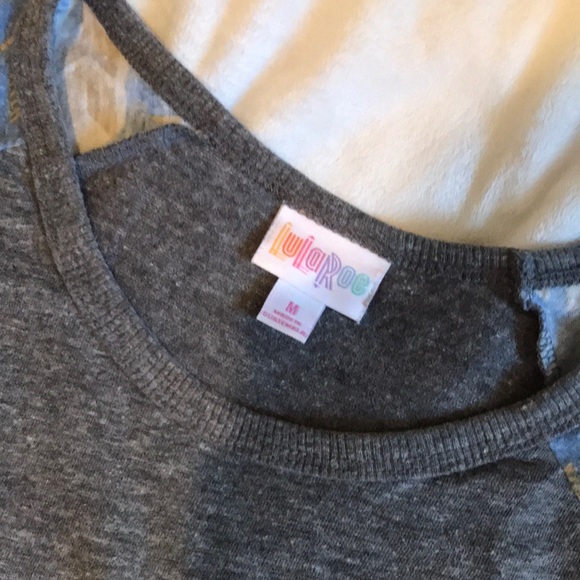 Lularoe Randy tee in size medium! - Picture 2 of 3